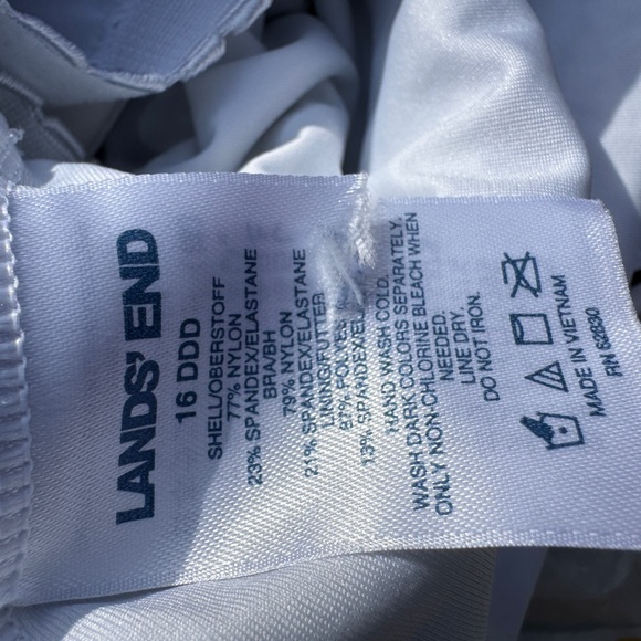 Lands' End Black and White Floral Bikini Set 14D, 16DDD - Picture 10 of 10